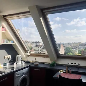 Cosy Rooftop In Center Sofia